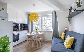 Modern Apartment For 6 Close To The Schanzenviertel - Unit 2